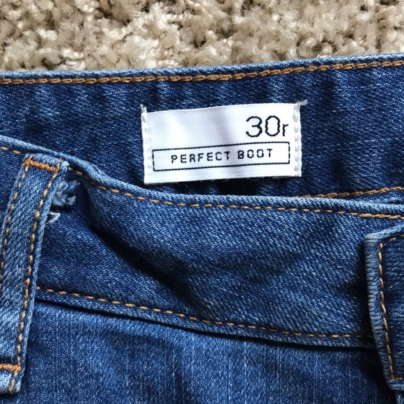GAP Jeans - Perfect Boot - Picture 2 of 6